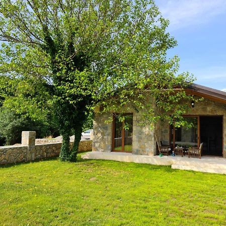 Orahovo Stone Vilas Virpazar Εξωτερικό φωτογραφία